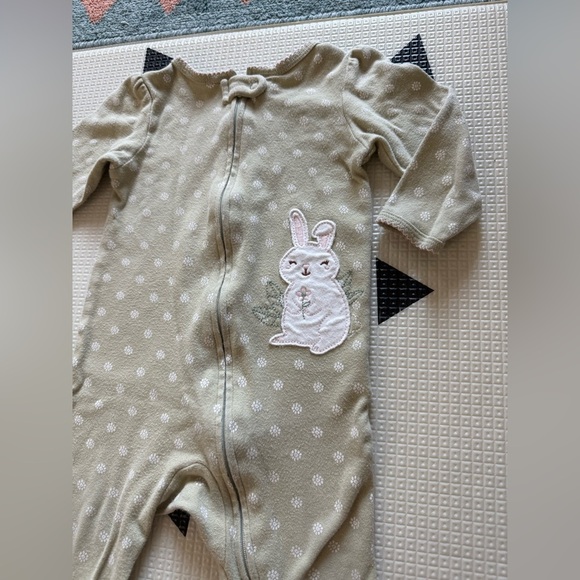 Carters|Baby girl Sage green polka dot footsies pajamas,bunny design•••pastel - Picture 2 of 4